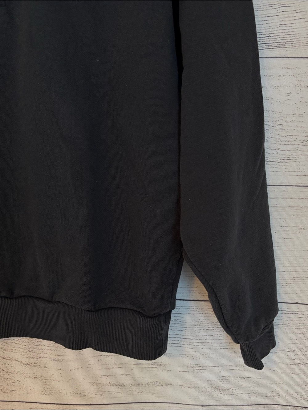 Alo Accolade 1/4 Zip Pullover in Anthracite - Picture 4 of 6